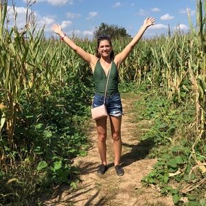 Meet your Posher, Leanne